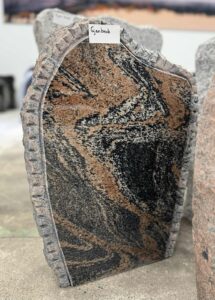 Hallandia, Jølstad gravstein